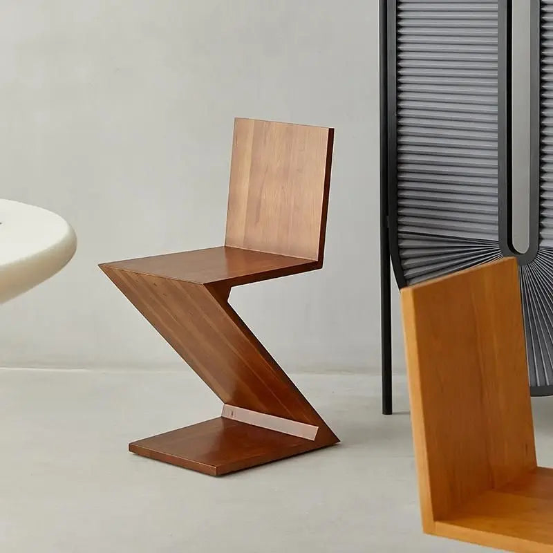 ZETA | Sculptural Chair