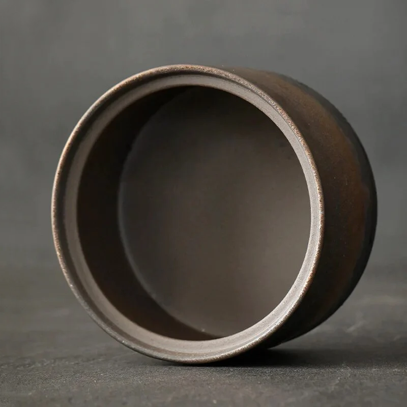 DISC | Ceramic container